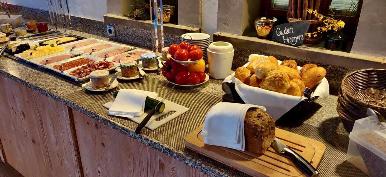 Hotel Neue Hoehe Klingenberg Kültér fotó