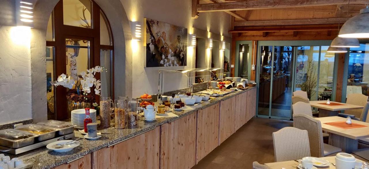 Hotel Neue Hoehe Klingenberg Kültér fotó